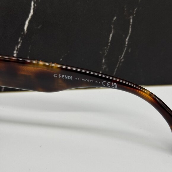 NEW FENDI HAVANA BROWN WOMEN SUNGLASSES FENDI FE40100I 55E